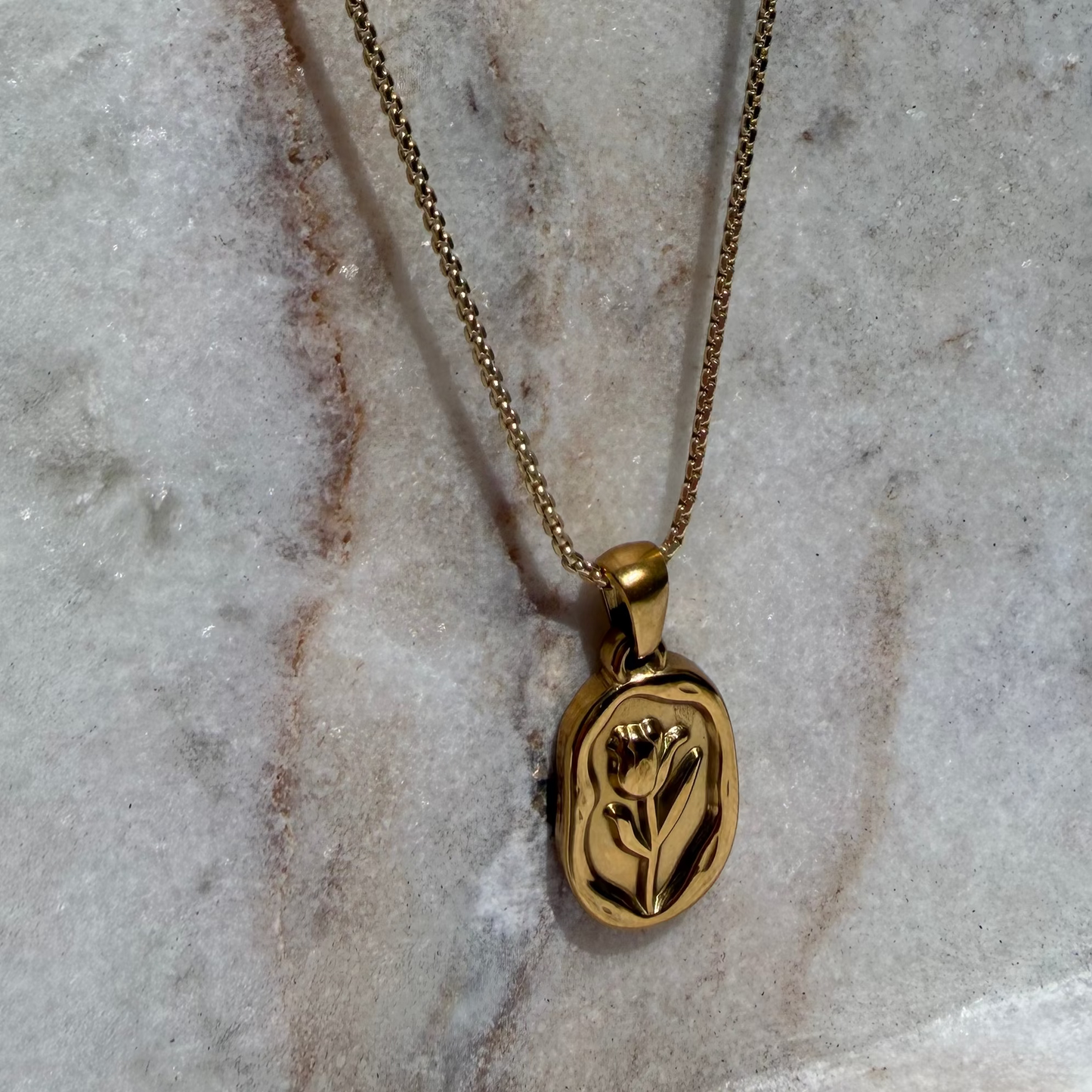 Tulip Necklace