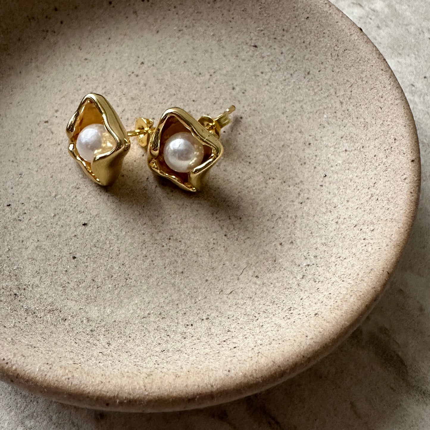 Darlene Stud Earring